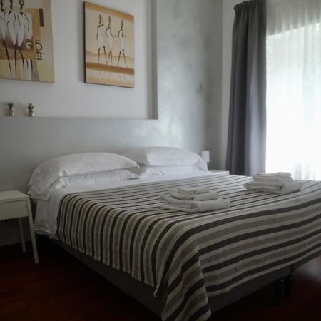 רומא Casa Mia Guesthouse מראה חיצוני תמונה