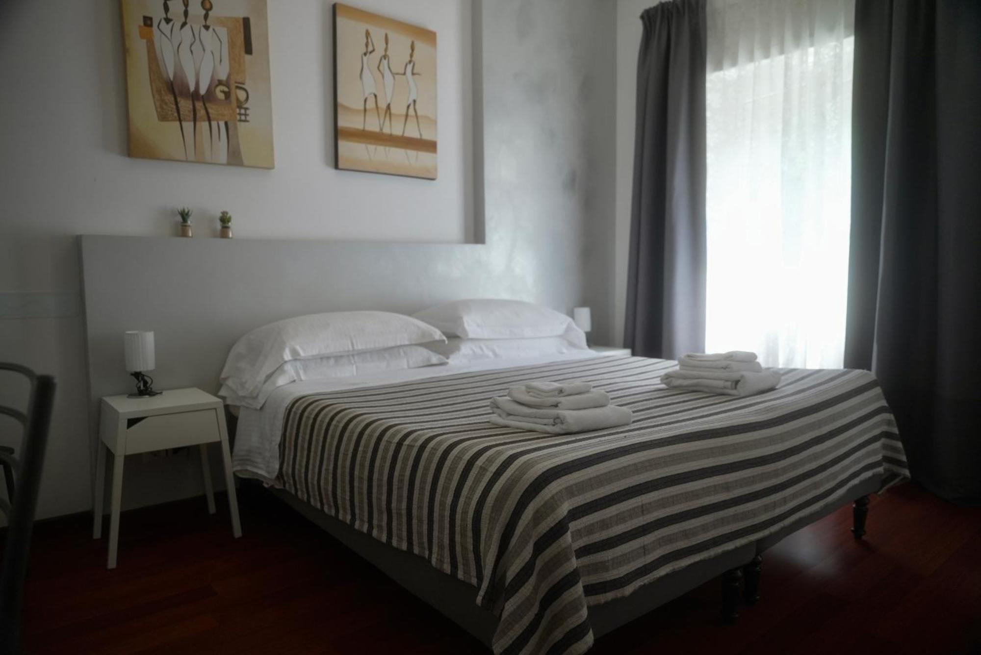 רומא Casa Mia Guesthouse מראה חיצוני תמונה
