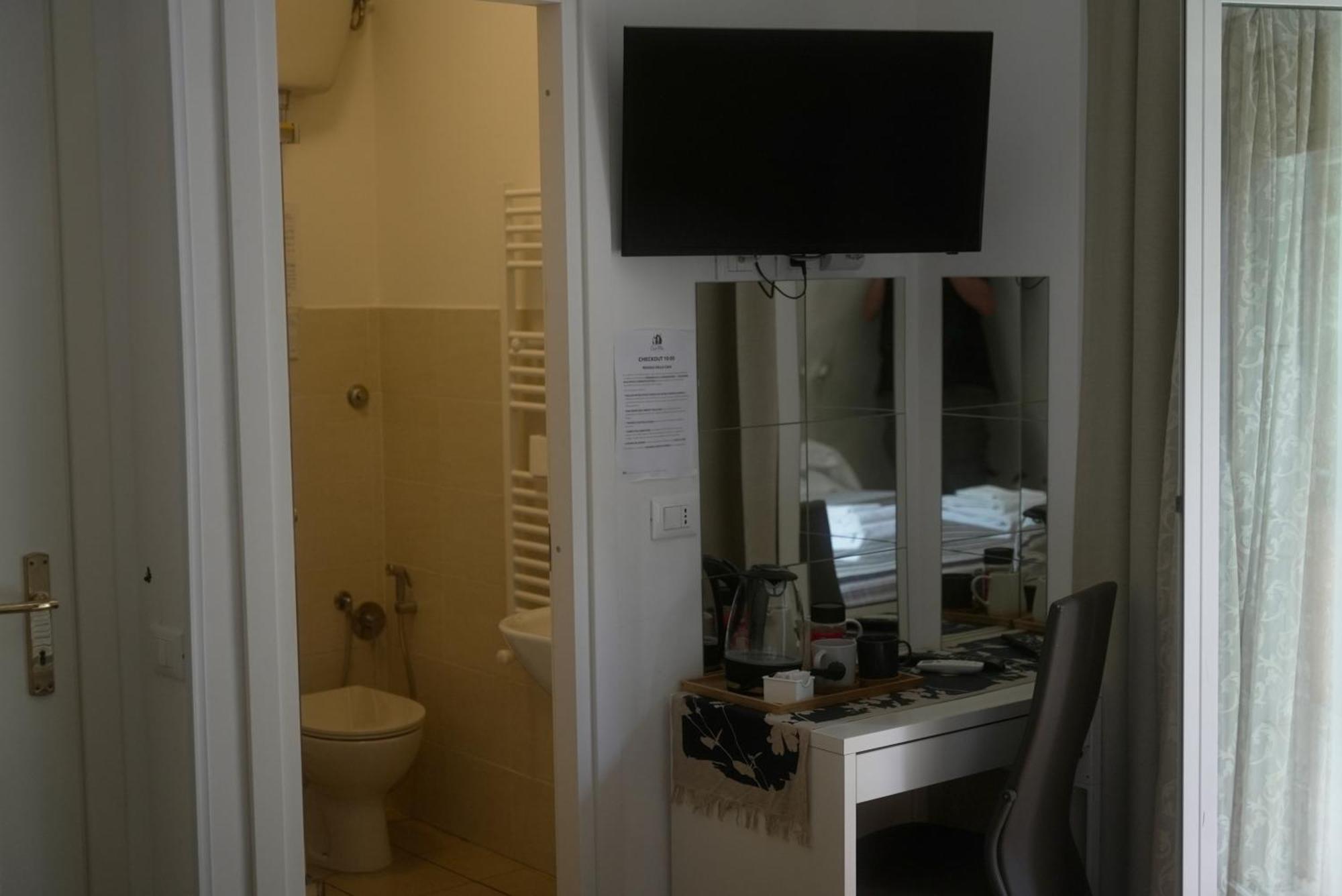 רומא Casa Mia Guesthouse מראה חיצוני תמונה